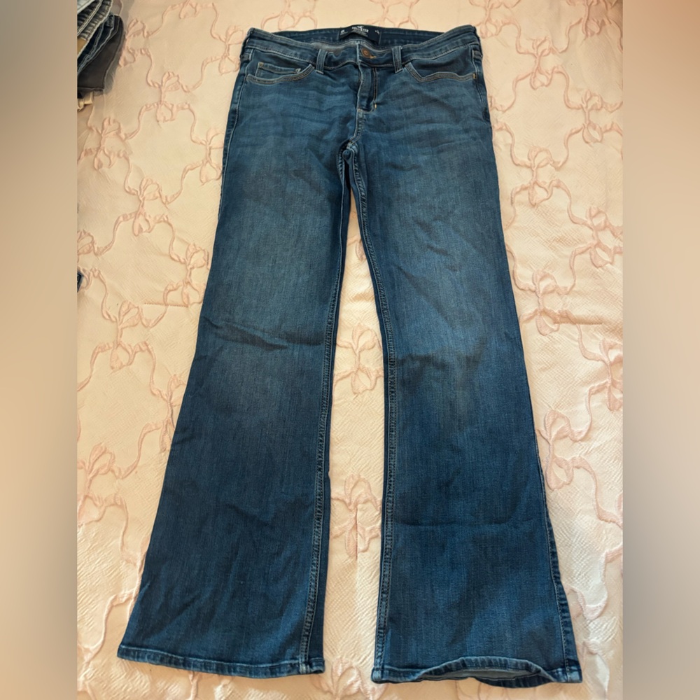 Hollister Women's Blue Boot Cut Low-Rise Jeans